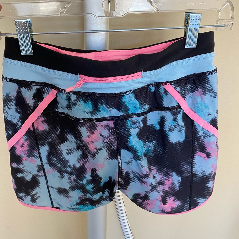 Ivivva Relay Racer Short - Picture 2 of 3